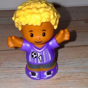 Fisher-Price Little People Soccer Player Kids Purple Excellent Curly Blonde Boy